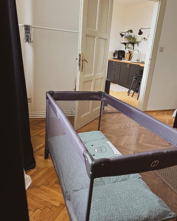 Romantic Apartment In The City Centre Банска-Штьявница Экстерьер фото